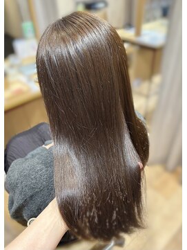 美容室 アクター 赤み消しブラウン