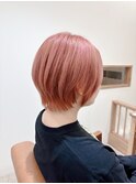 ピンクベージュ