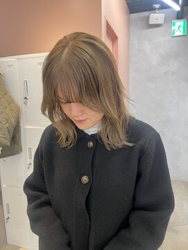 アマーク(a mark) 【住野 桃香】silky beige