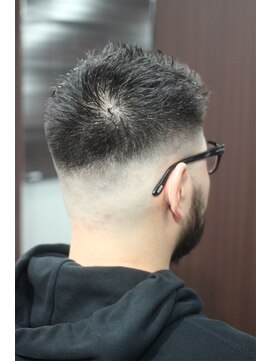 マーズ(MARS) クロップスタイル×スキンフェード/20代30代40代