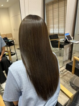 ナンバースリー 溝の口店(Number Three) くすみベージュ【N°3溝の口】