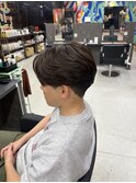 センターパートのニュアンスパーマ