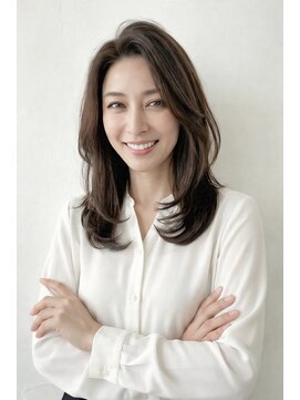 ハクア プラス(HAKUA PLUS) 上品で派手にならない透明感あるベージュヘア！