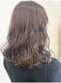 大人かわいい☆フェアリーな透明感&ツヤ感ブラウンベージュ