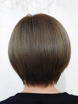 フォックスヘアー(fox.hair) ナチュラルくびれショートヘア/fox.hair