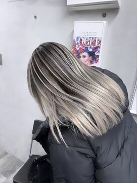 レディアル 大宮(REDEAL) バレイヤージュ