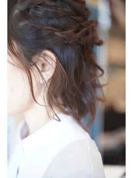 ルポ(Repos) ＊ナチュラルハーフアップ＊【Repos 東大宮　東大宮駅】