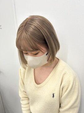 シアター 表参道青山(THEATER) blond beige/mini bob