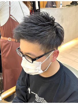 テトラ バイ ネオリーブ 横浜西口店(tetra by neolive) メンズカット アップバングショート メンズ