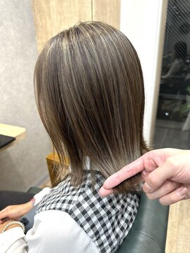 リベストバイジェービー 稲毛(li best. byjb) グレーベージュ/レイヤーロング/アッシュカラー/黒髪【稲毛】