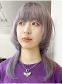 ラベンダーグレージュ新宿駅グレーベージュ/レイヤーロング/黒髪