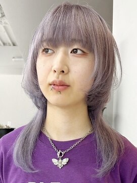 ウィコ 新宿(WICO) ラベンダーグレージュ新宿駅グレーベージュ/レイヤーロング/黒髪
