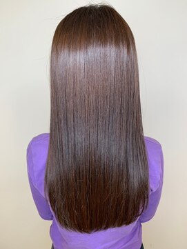 カラーワールド カンナヘアーメゾン(color world canna hair maison) ツヤ髪サラサラストレートロング 暗髪ブラウン 髪質改善縮毛矯正