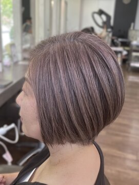 フルール(fleur) 白髪ぼかし*アディクシーカラー*美髪大人ショートボブ