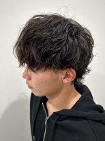 ヒュイル バイ ニアウ(Hwyl by Niau)&nbsp;シャドウパーマメンズカットパーママッシュ波巻きスパイラル