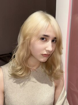 ダズリングディア(Dazzling Deer) ブロンド/抜きっぱなしブロンド/ハイトーン/リタッチブリーチ