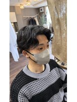 ギルド(Guild)&nbsp;メンズショート　カルマパーマ　センターパート　前下がり