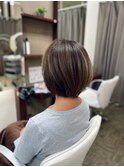 ショートボブ