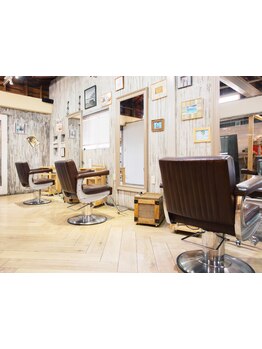 山本駅徒歩2分・38年続く、信頼と技術に定評のある実力派サロン◎