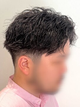 クルム(KURUMU) ツイストスパイラルパーマ/メンズパーマ/縦落ちパーマ