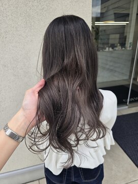 ゴットラトゥール(GOTTO LATOUR) 透明感のあるグレージュカラー/ブリーチ/アッシュ/ベージュ