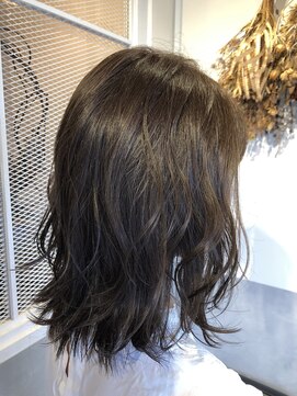 オリバ ヘアー(OLIBA HAIR) ミディアムレイヤー