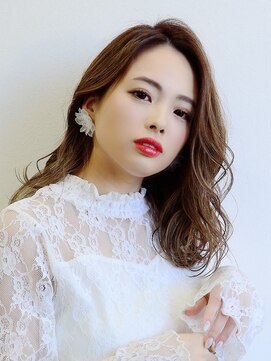 エガク(egaku) エアリーセミロングスタイル