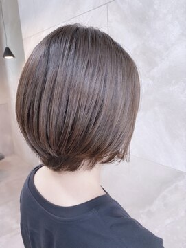 ドゥマン(Demain) ★マロンベージュAラインボブ前髪小顔カット薄めバングくびれ
