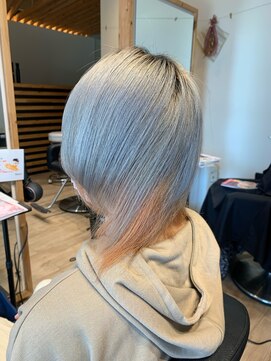 ベアトリーチェ(Beatrice) ホワイト×オレンジ