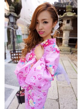 サファイア(SAPPHIRE) そんな目でこっちをみないで！！惚れてしまうやろ！！