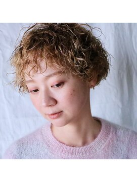 ハーヒム(her him) her.him/tominaga/4