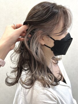 ロム(Rom.) earring color×white beige