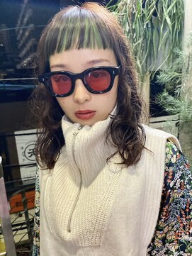 ペッシェ(pesce) pesce ブリーチ/インナーカラー/ダブルカラー/縮毛矯正/パーマ