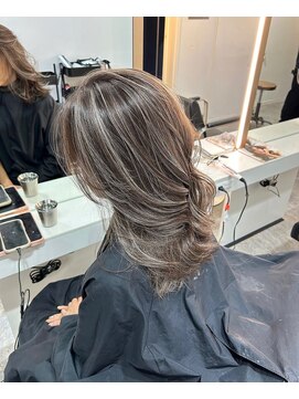 ブレンド 渋谷(BLend) ハイライトブルージュマチルダボブインナーグレージュ前髪