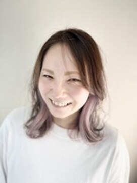 アメリ ココロ 南森町店(Ameri cocoro.) 【インナーカラー/ミディアム】#Ameri #大阪 #ブリーチ