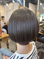 レイリー(LAiLy)&nbsp;ショートボブ オリーブ