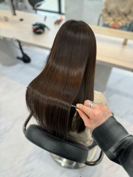 ヴィヴィー 福岡天神店(VIVIE) 柔らか絹ストレート☆