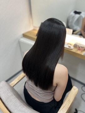 エクラートリアーラ 町田店(ECLART Reala) 縮毛矯正の素髪風ロング【髪質改善】