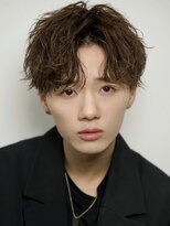 ルーシー 川越(LUCEY)&nbsp;ツイストスパイラルパーマ波巻きパーマシャドウパーマメンズ