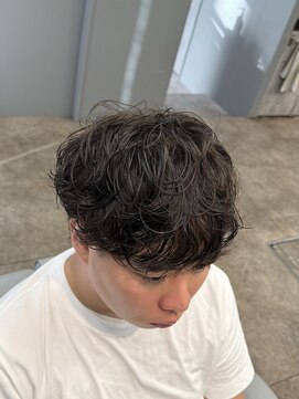 ノイセル 西本町(Noisyle) MEN’S HAIR/波巻ツイストスパイラル/フェザーパーマ/本町y
