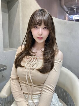 グローアイヴィ 大宮(GLROW IVY) レイヤーカット/グレージュ