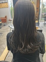 クロムス(clomus)&nbsp;やわらかさを引き出すナチュラルカラー