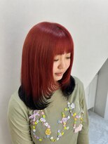 モア シルエ(MoA cilue) パキッと可愛い♪テラコッタレッド×ブラックカラー