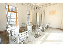 ベンジー 和白店(benji)の雰囲気（ゆったり寛げる居心地の良い空間です。）