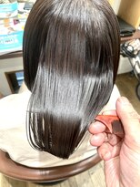 クネア(kunea)&nbsp;美髪トリートメント/透明感/ヘーゼルベージュ