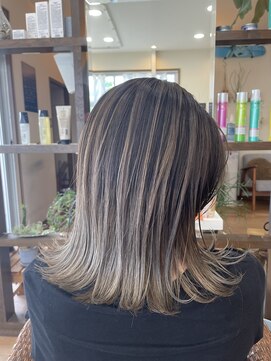 マークス(marks) バレイヤージュ　グレージュ