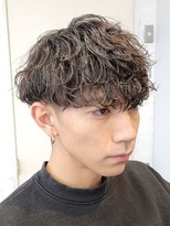 フィフス 原宿(fifth)&nbsp;ツーブロックマッシュ波巻きパーマツイストスパイラルパーマ