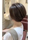 簡単スタイリング☆大人美人ショート☆白髪染めハイライト