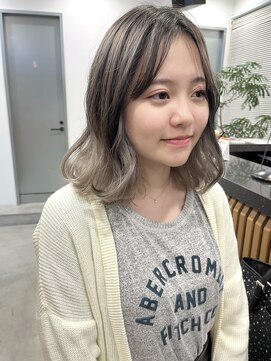 ザレミー(THE REMMY) ミディアム/ハイライトカラー/グレーカラー/ハイトーンカラー