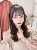 アイドル前髪ぱっつんカット編み込みヘアアレンジ